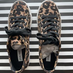NWOT Steve Madden Platform Leopard Sneakers SZ 8